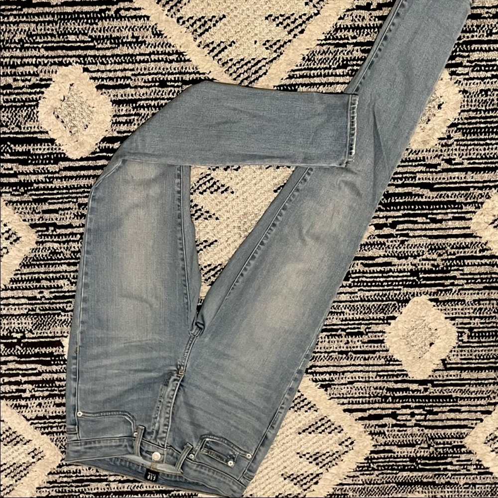 GAP skinny jeans (28R)